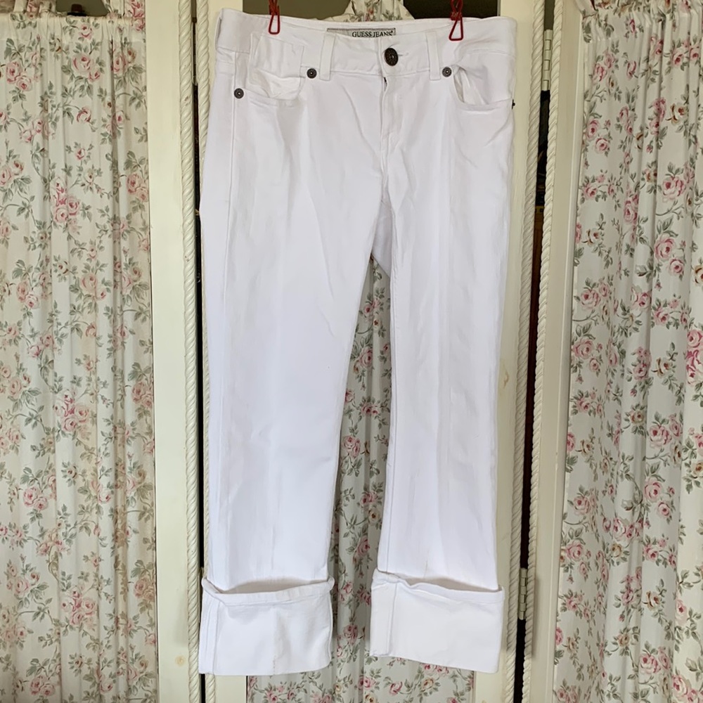 Guess Jeans white capris.